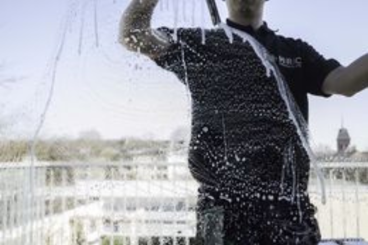 Glasreinigung / Fensterreinigung
